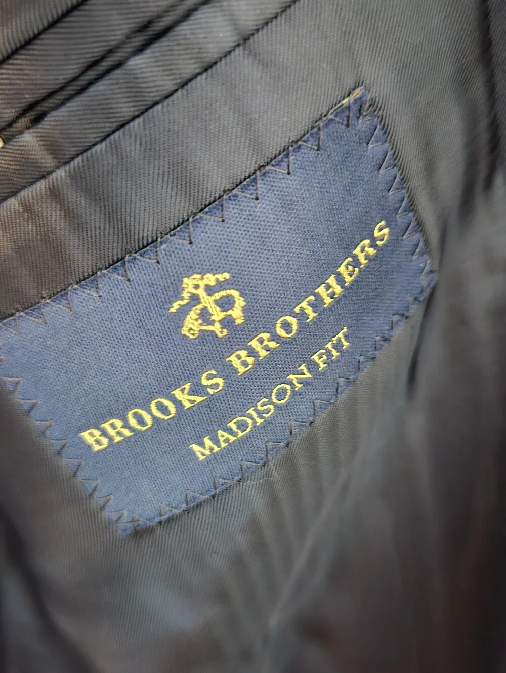 Brooks Brothers Madison Fit Navy Blazer Gold Buttons Men's 39L